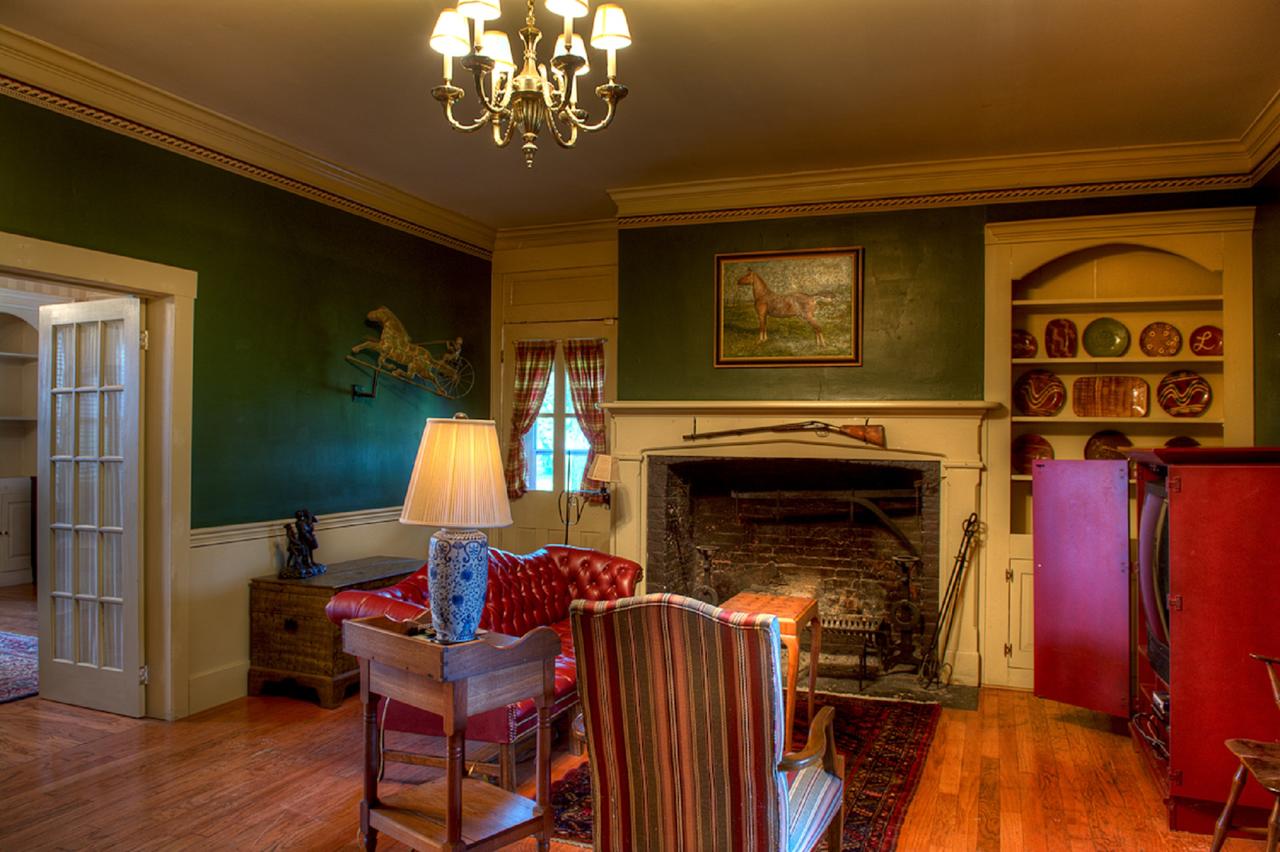 Emma's Bed And Breakfast - thumb 21