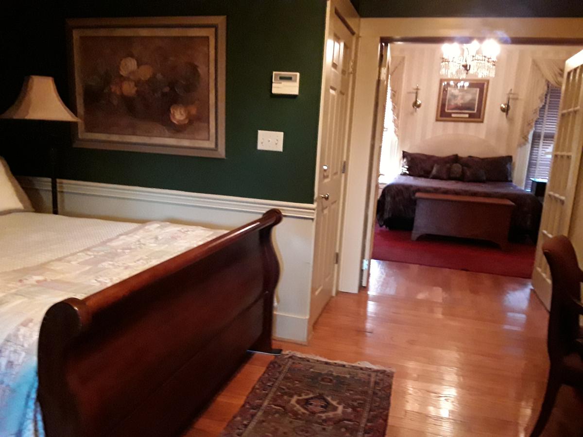 Emma's Bed And Breakfast - thumb 23