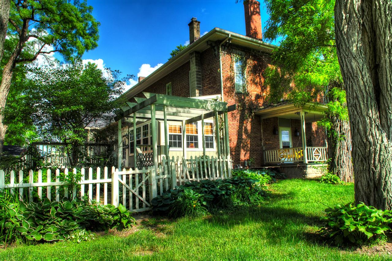 Emma's Bed And Breakfast - thumb 3
