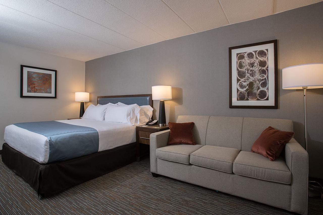 Wingate By Wyndham St. Clairsville/Wheeling - thumb 1