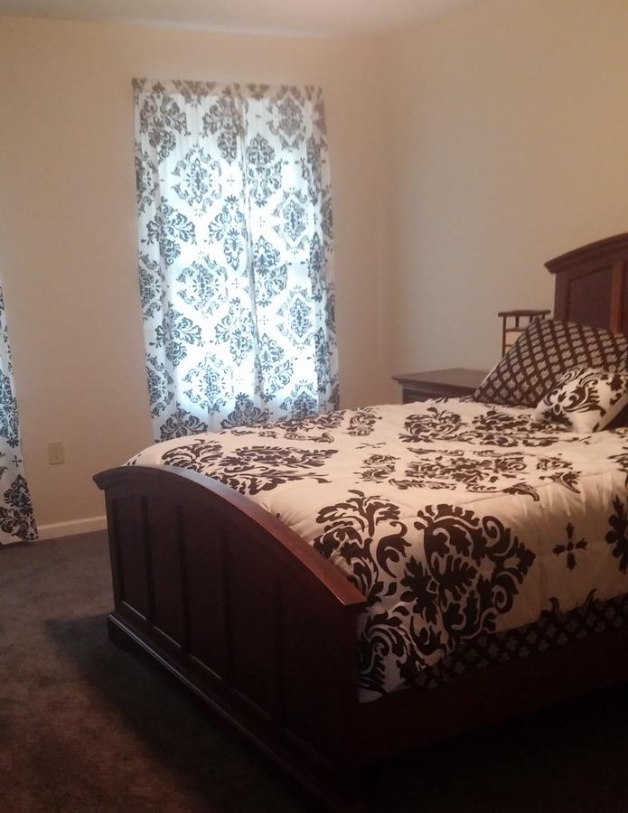 Bender's Bed And Breakfast On The Rise - thumb 3