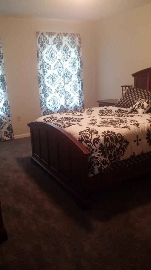 Bender's Bed And Breakfast On The Rise - thumb 11