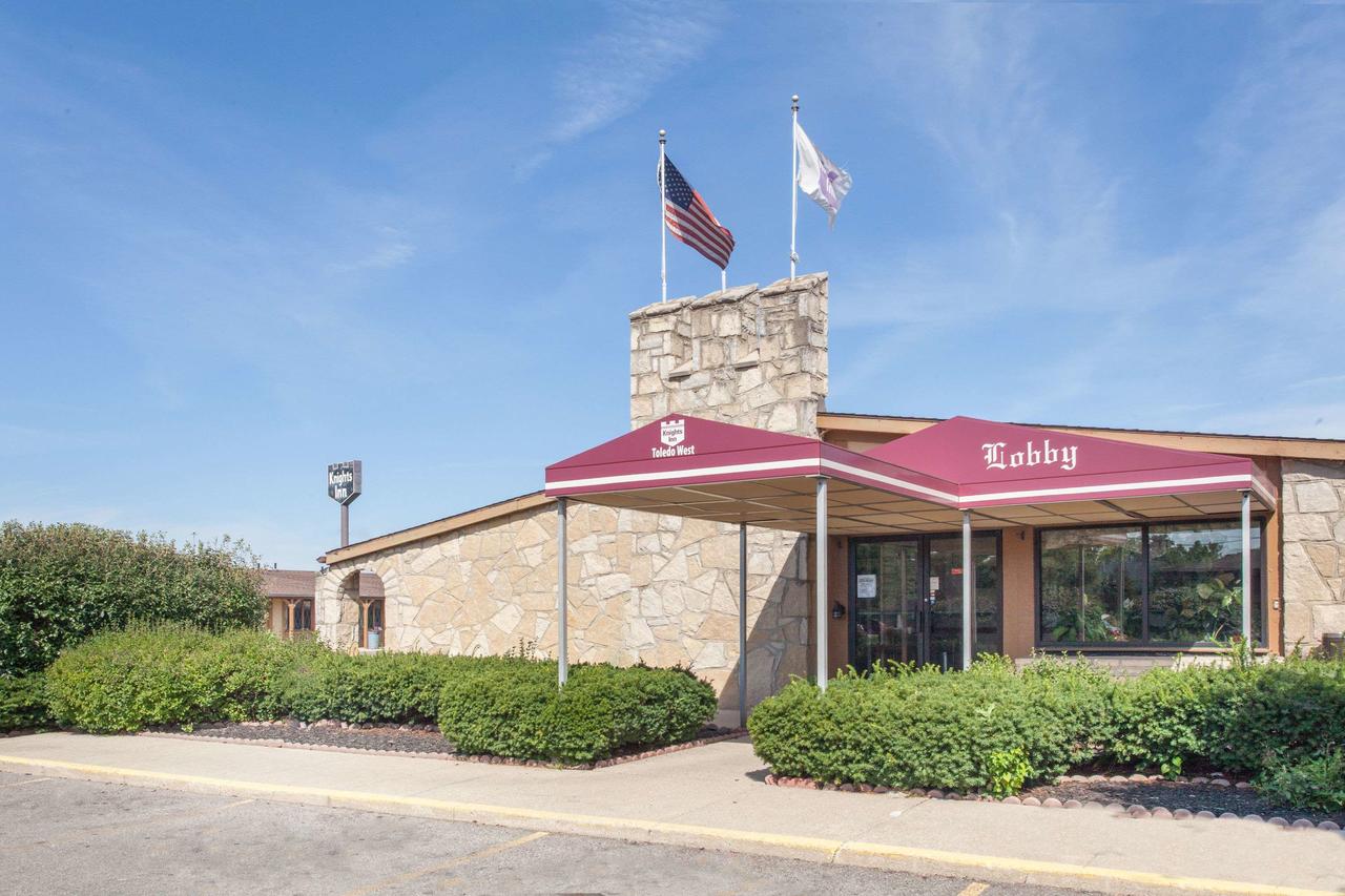 Knights Inn Toledo West - thumb 0