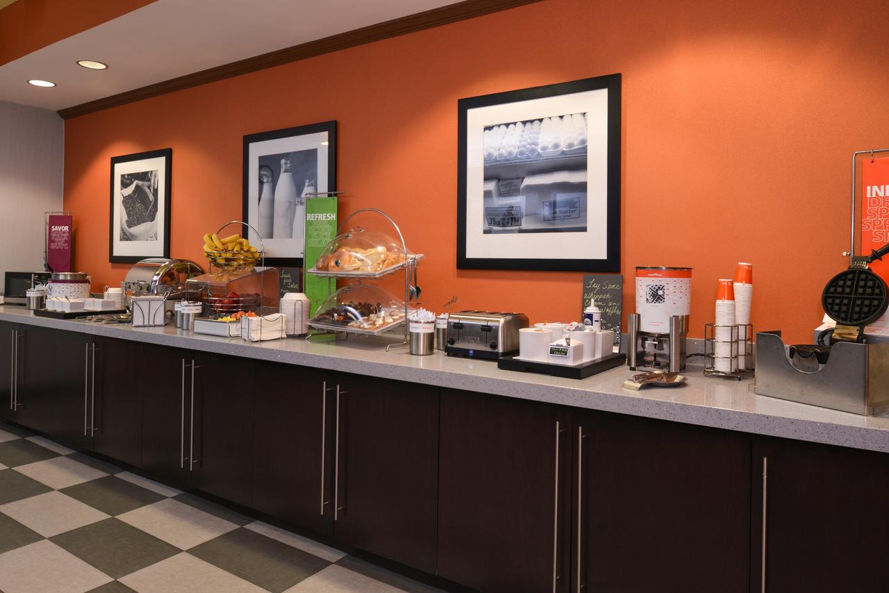 Hampton Inn Springfield - thumb 24