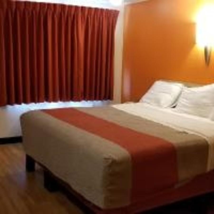 FairBridge Inn Express London - thumb 1