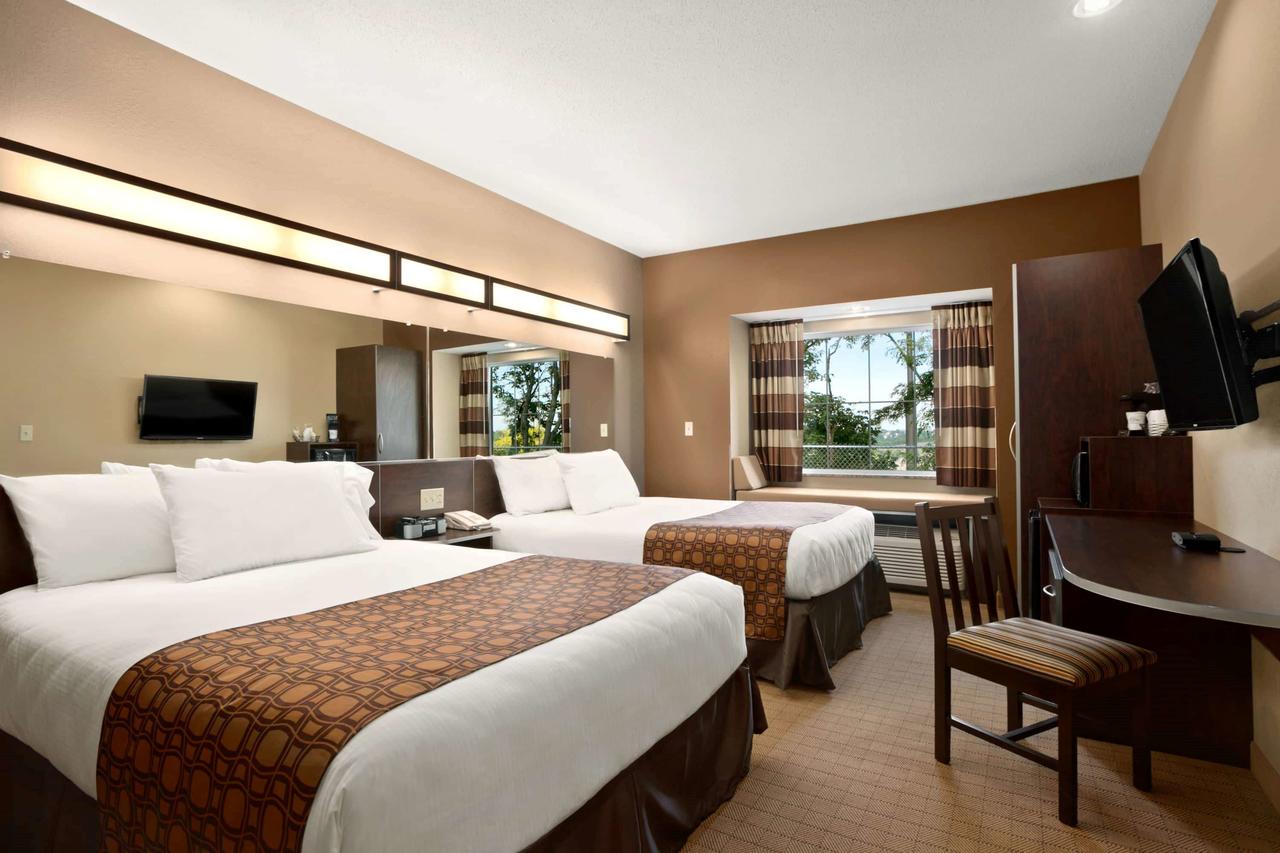 Microtel Inn & Suites - St Clairsville - thumb 33