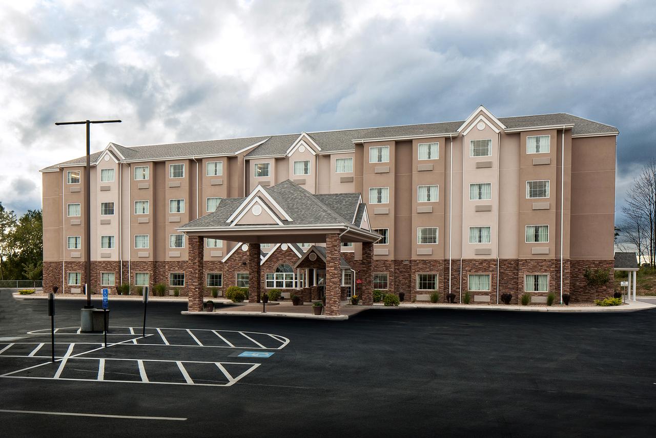 Microtel Inn & Suites - St Clairsville - thumb 1