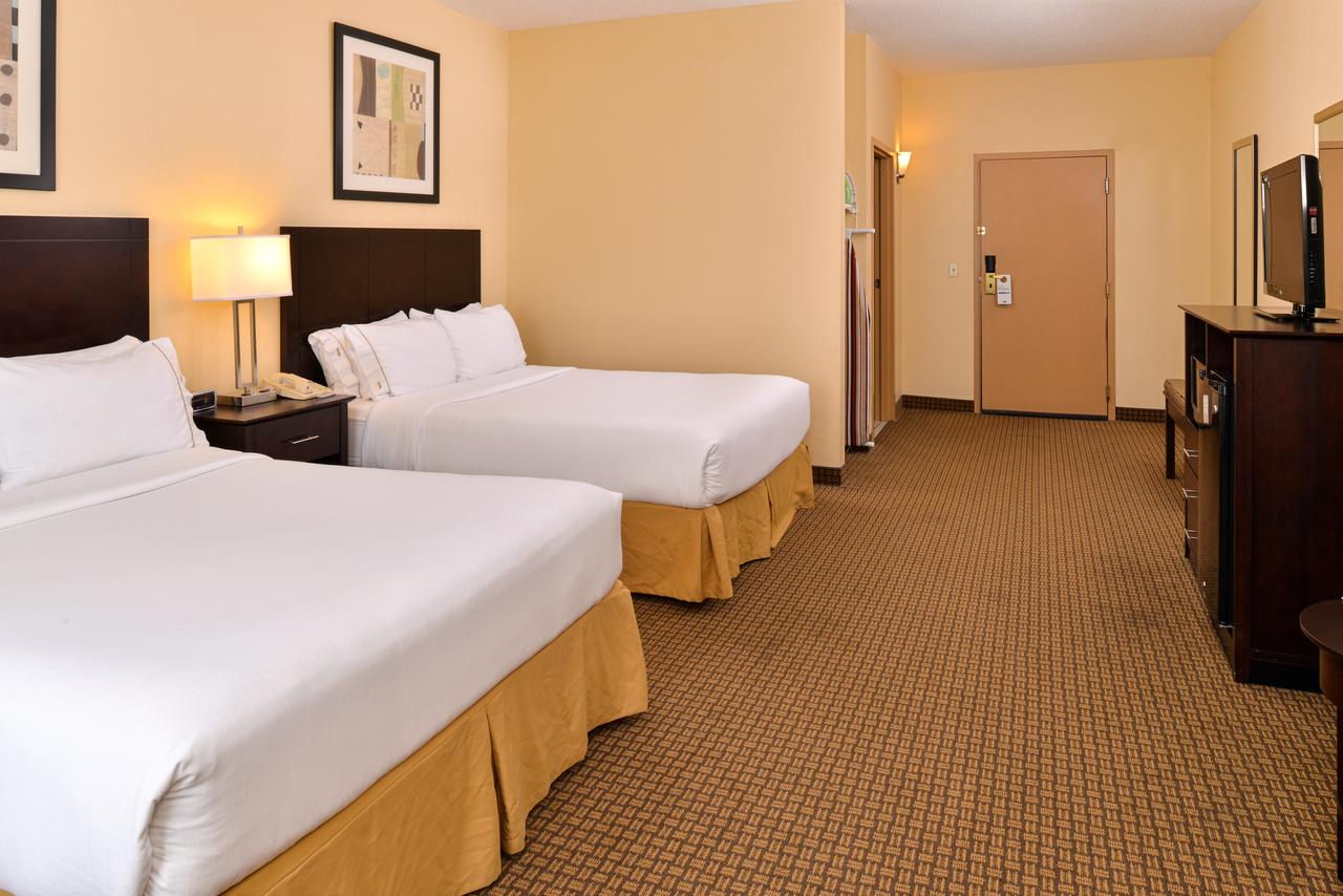 Holiday Inn Express Hotel & Suites Greenville - thumb 2