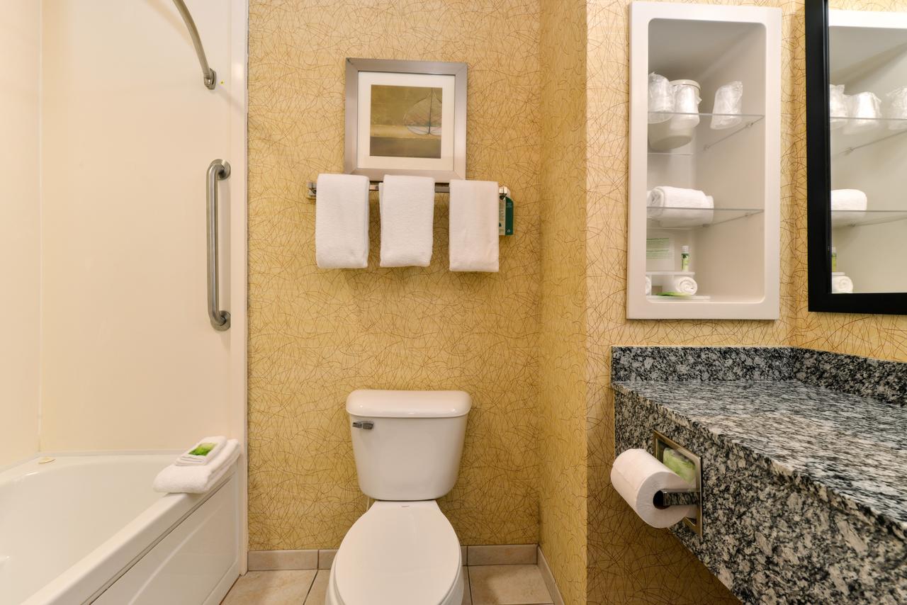 Holiday Inn Express Hotel & Suites Greenville - thumb 21