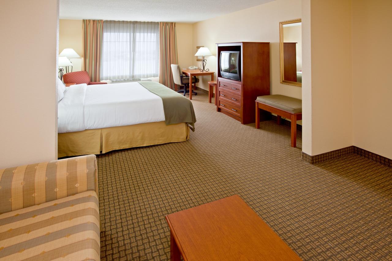 Holiday Inn Express Hotel & Suites Greenville - thumb 16