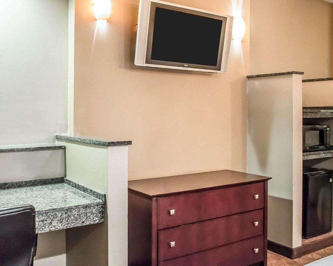 Comfort Suites Perrysburg - thumb 21