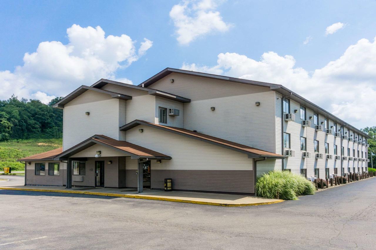 Super 8 By Wyndham Zanesville - thumb 0