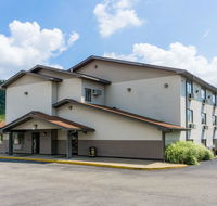 Super 8 by Wyndham Zanesville - Accommodation Ohio