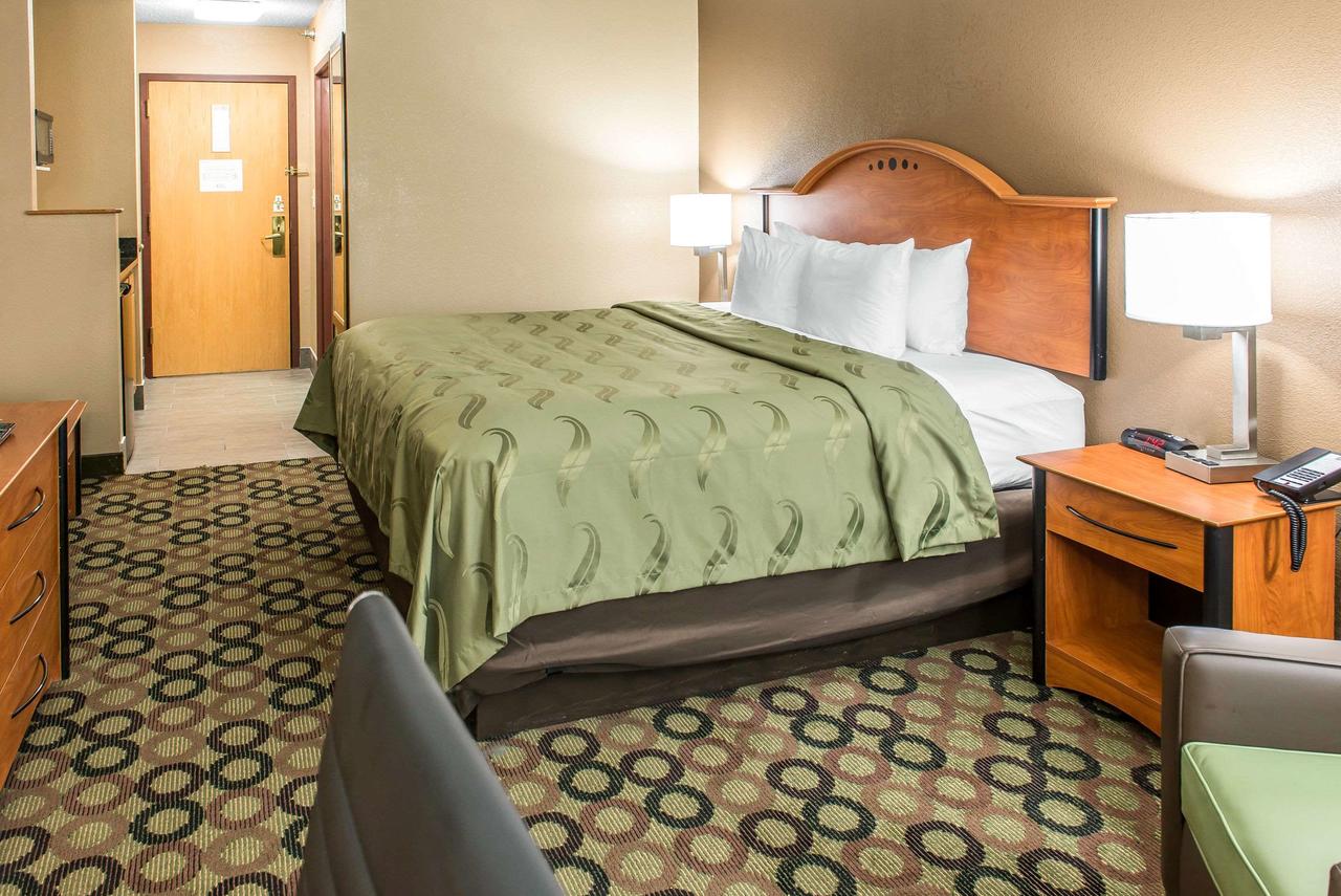 Quality Inn & Suites Columbus - thumb 26