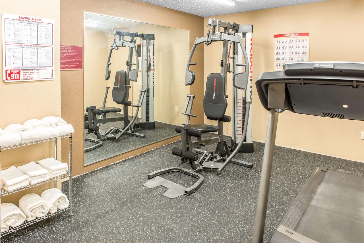Quality Inn & Suites Columbus - thumb 8
