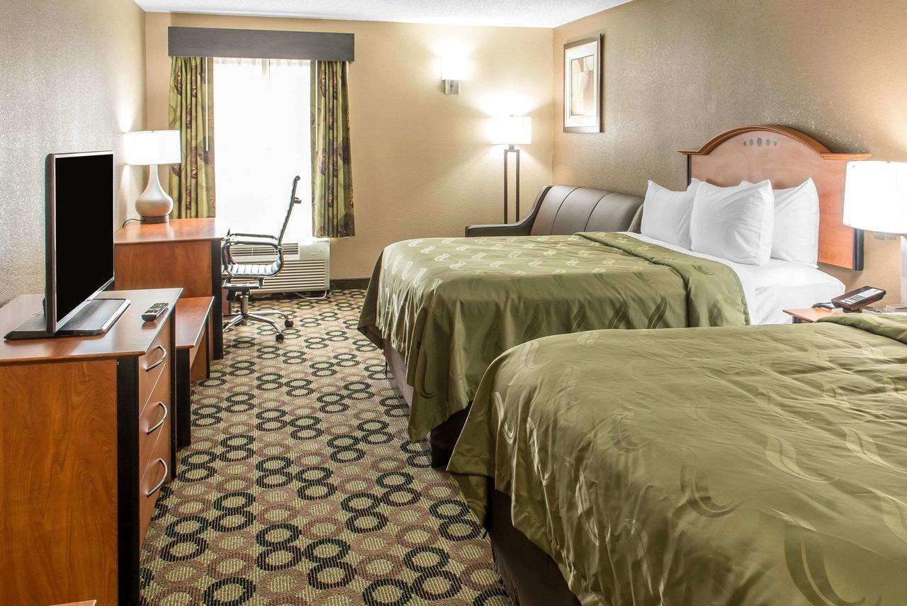 Quality Inn & Suites Columbus - thumb 12