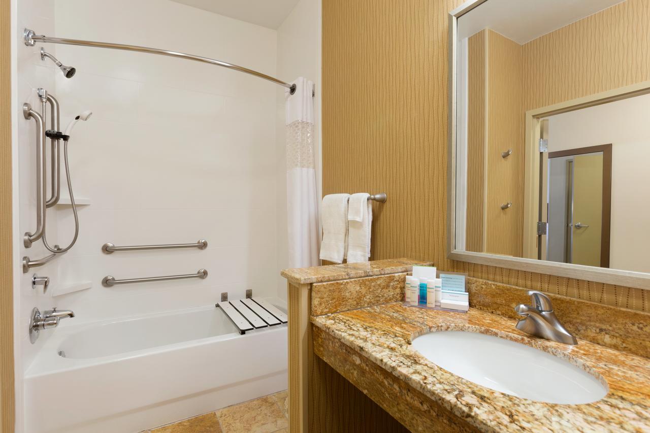 Hampton Inn Zanesville - thumb 3
