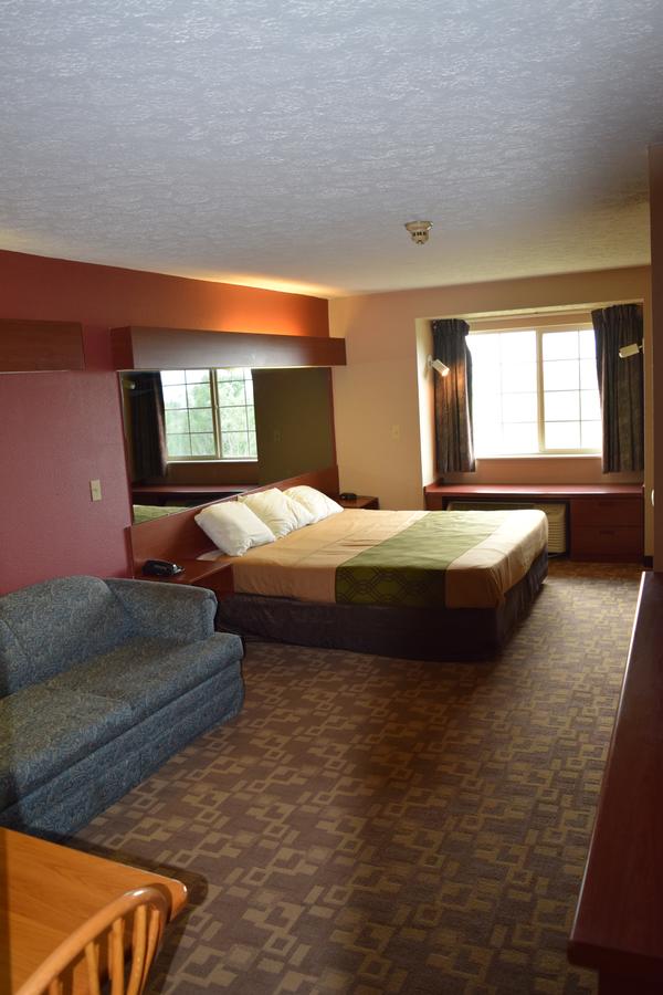 Knights Inn & Suites St. Clairsville - thumb 16