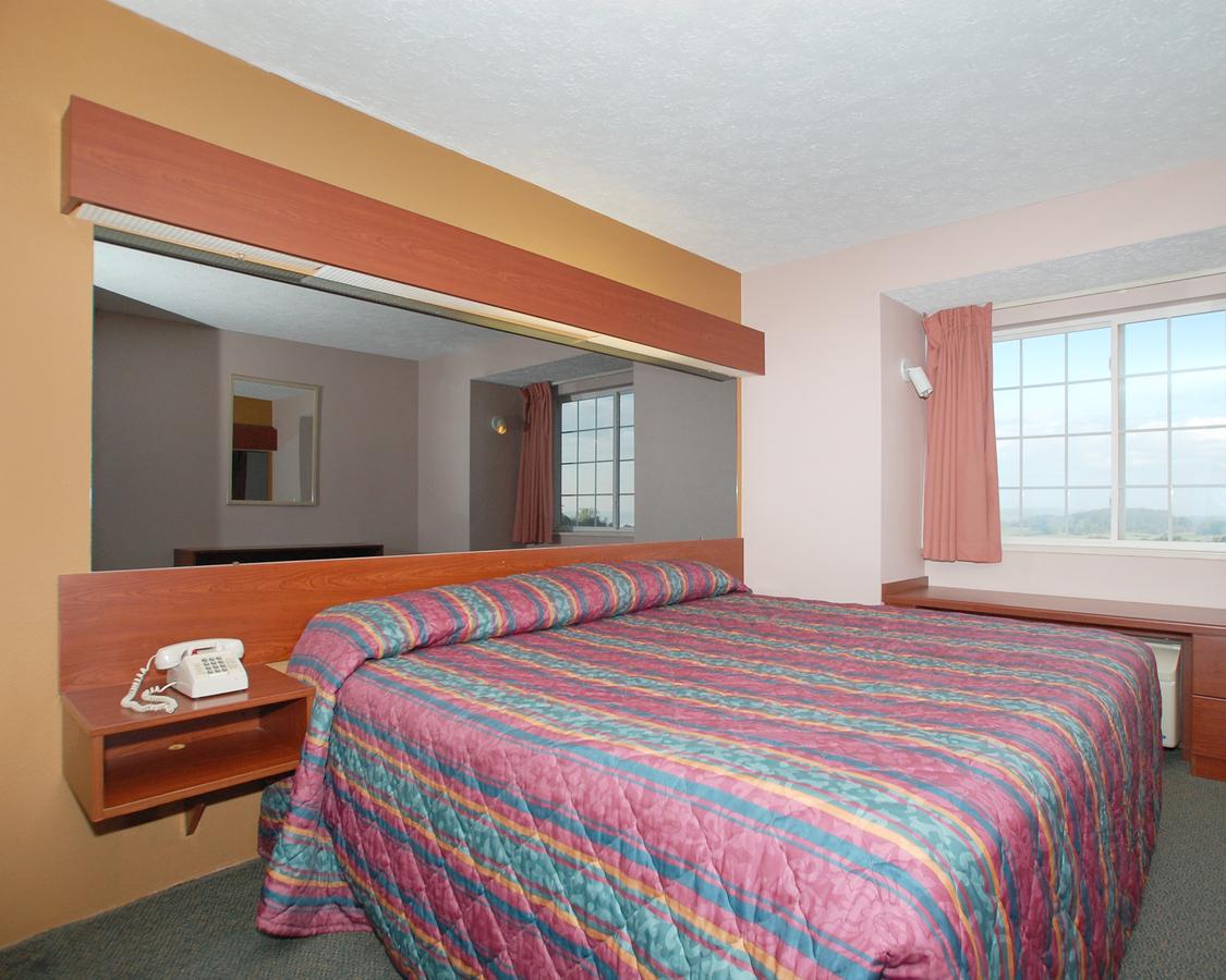 Knights Inn & Suites St. Clairsville - thumb 13