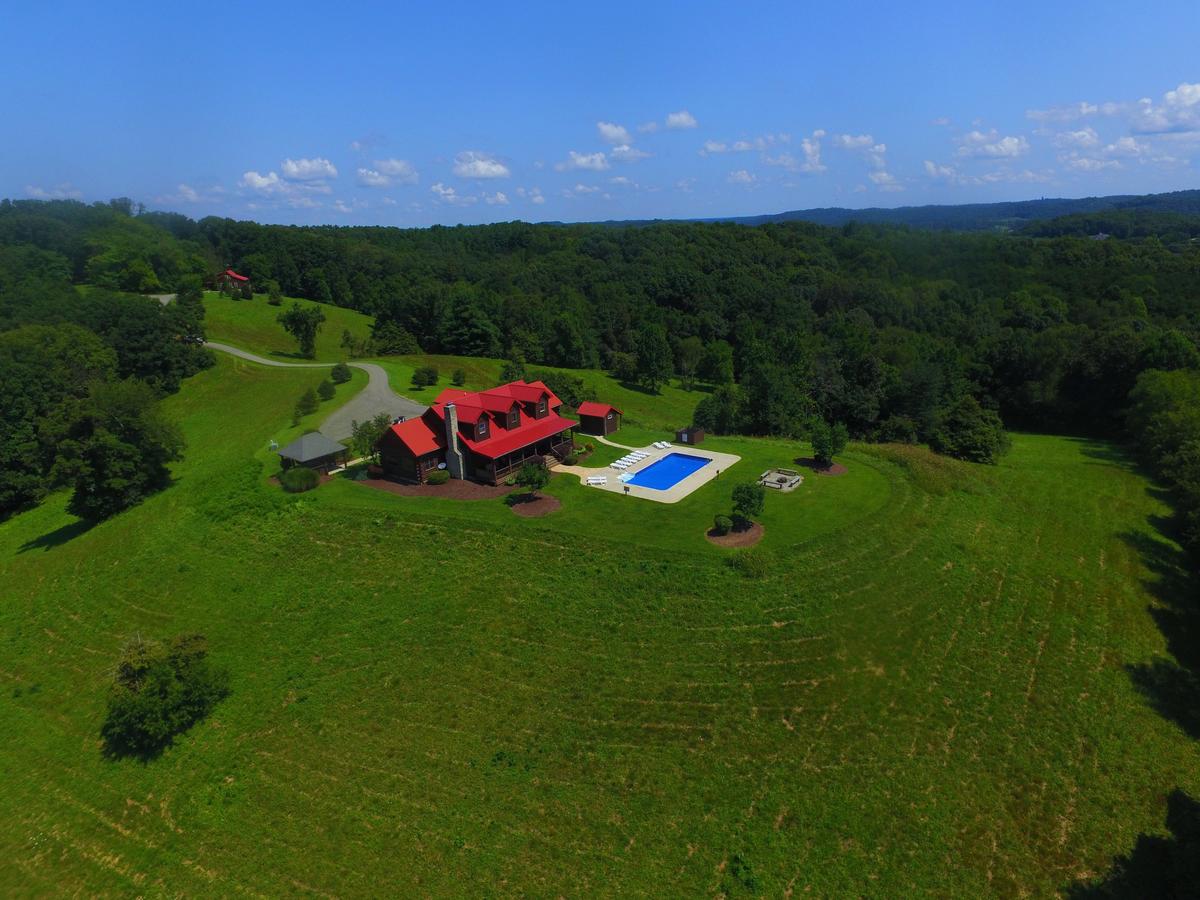 Big Sky Lodge - Hocking Hills Home - thumb 6