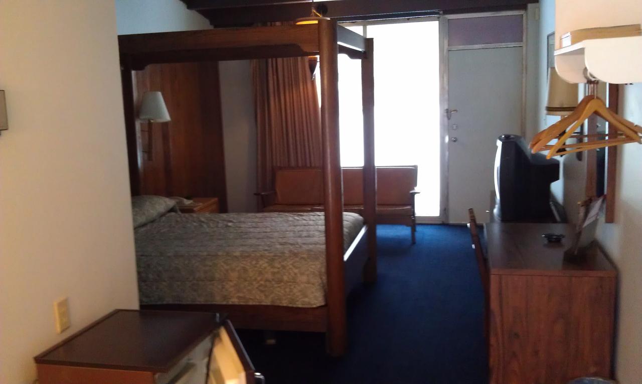 Kings Inn Cleveland - thumb 25