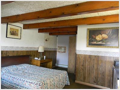 B & J Motel - thumb 9