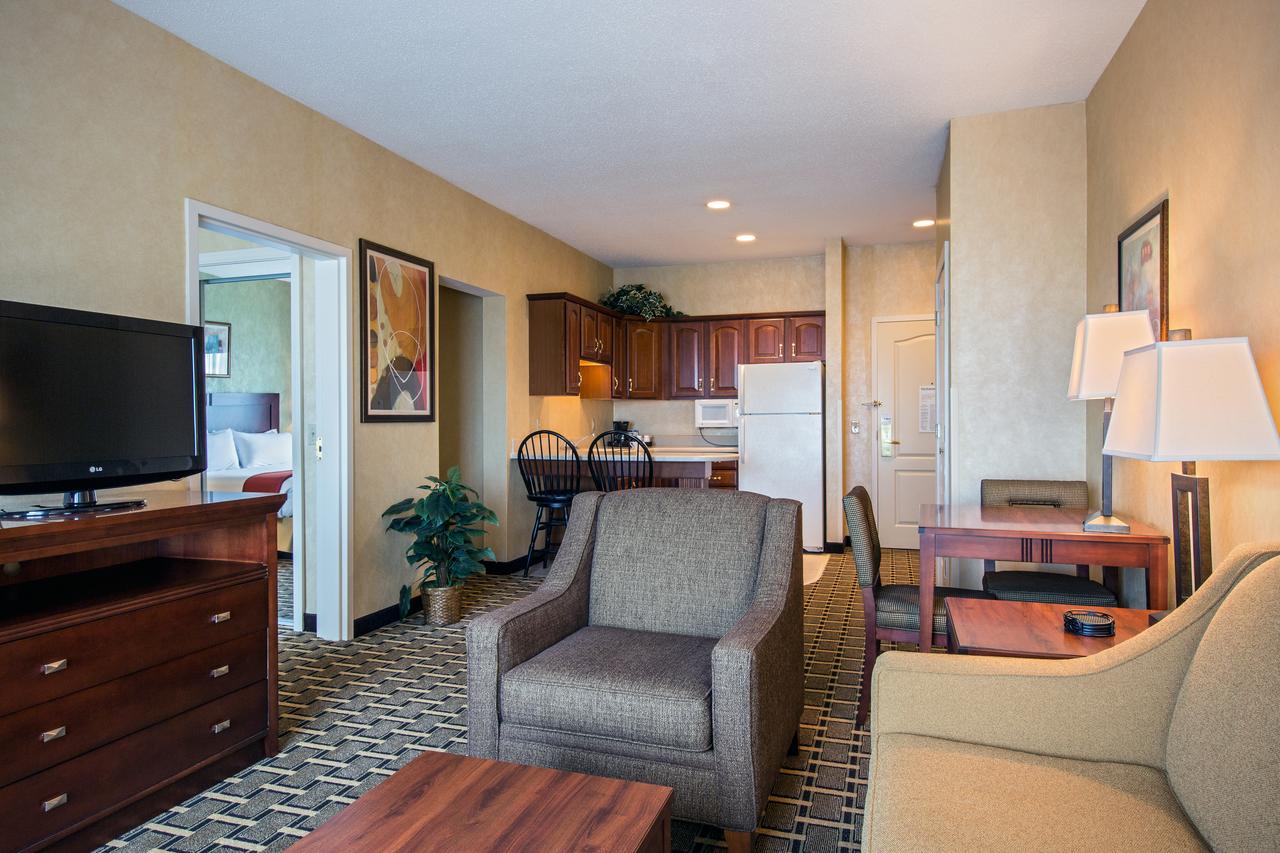 Holiday Inn Express Hotel & Suites Youngstown North-Warren/Niles - thumb 20