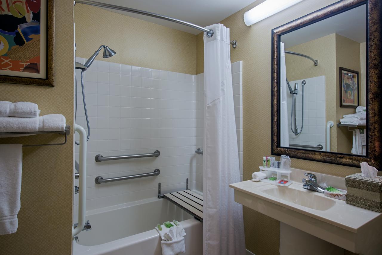 Holiday Inn Express Hotel & Suites Youngstown North-Warren/Niles - thumb 11