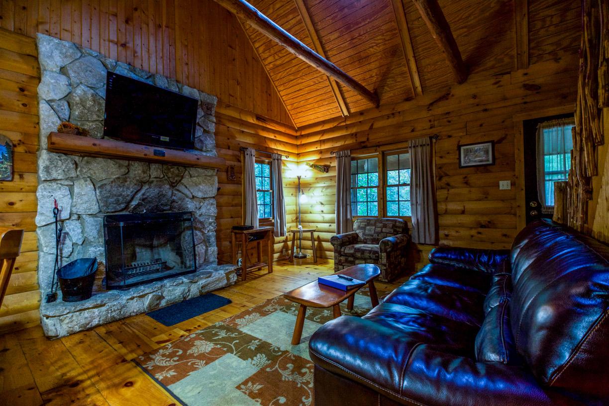 Pioneer - Hocking Hills Cabin - thumb 1