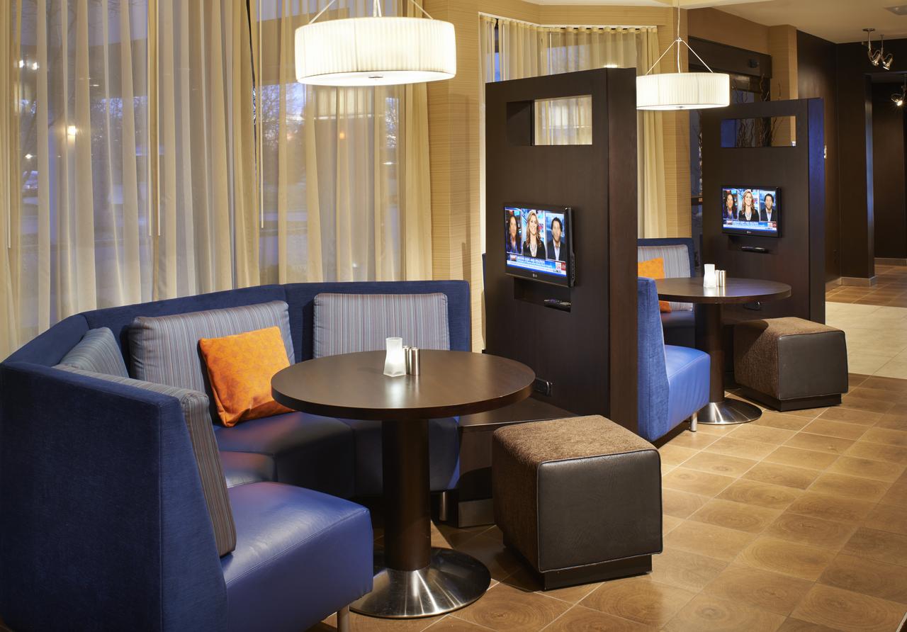 Courtyard Toledo Airport Holland - thumb 8