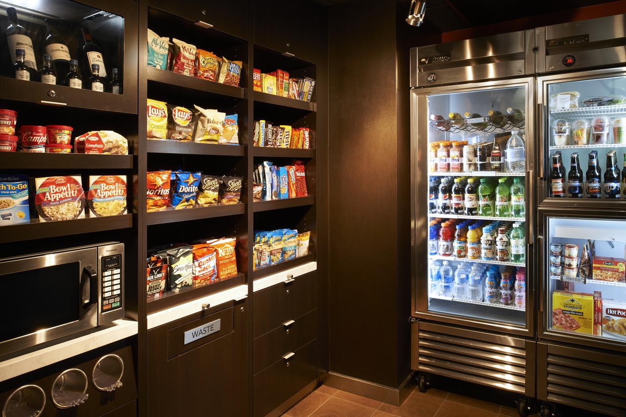 Courtyard Toledo Airport Holland - thumb 13