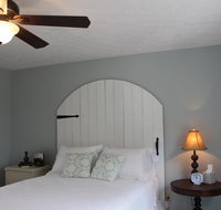 Vineyard Woods - Accommodation Ohio