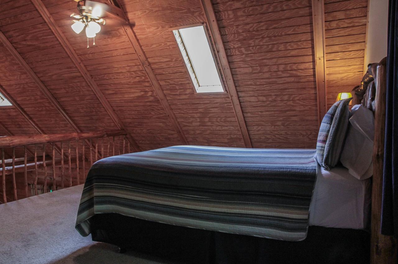 Pine Creek - Hocking Hills Cabin - thumb 13