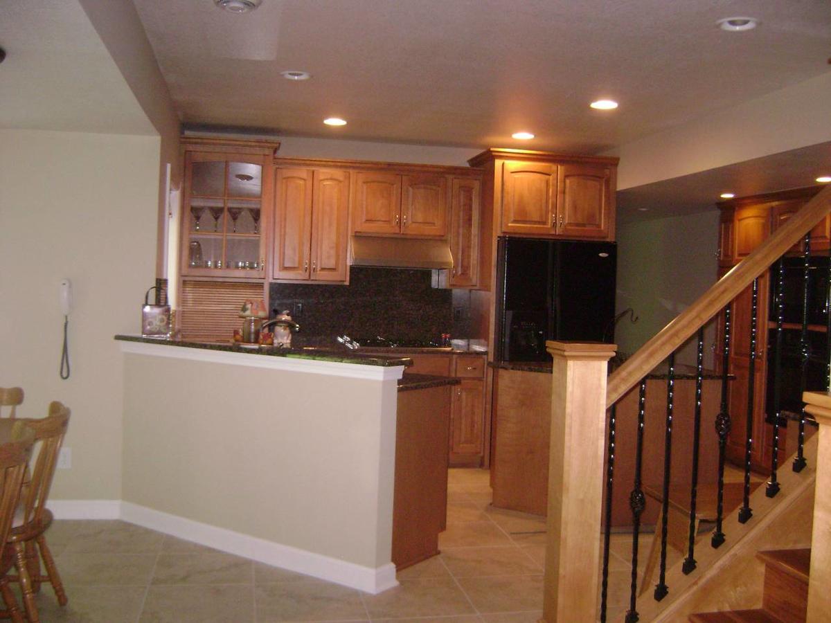 Private 2 BR 2 Bath Apartment With FULL Kitchen, Laundry, Patio - thumb 13