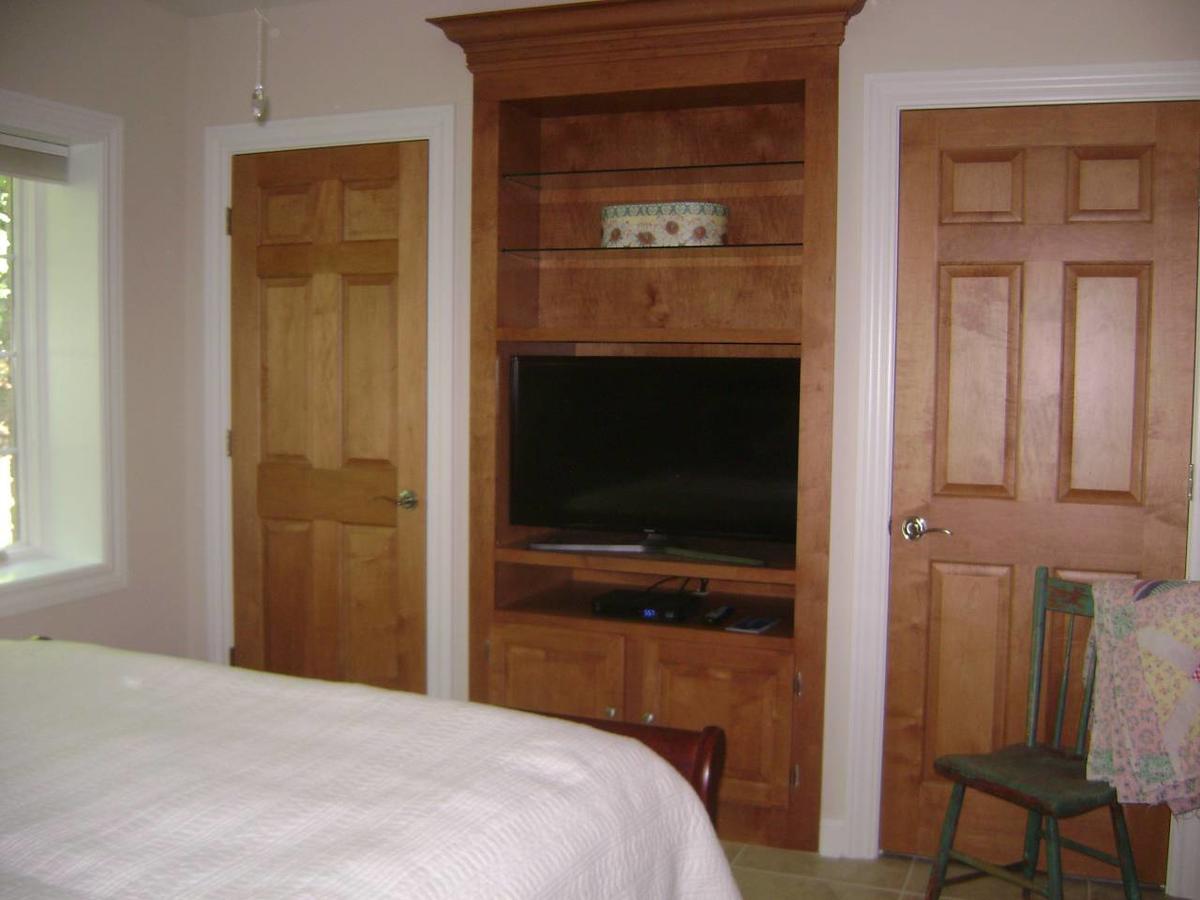 Private 2 BR 2 Bath Apartment With FULL Kitchen, Laundry, Patio - thumb 11