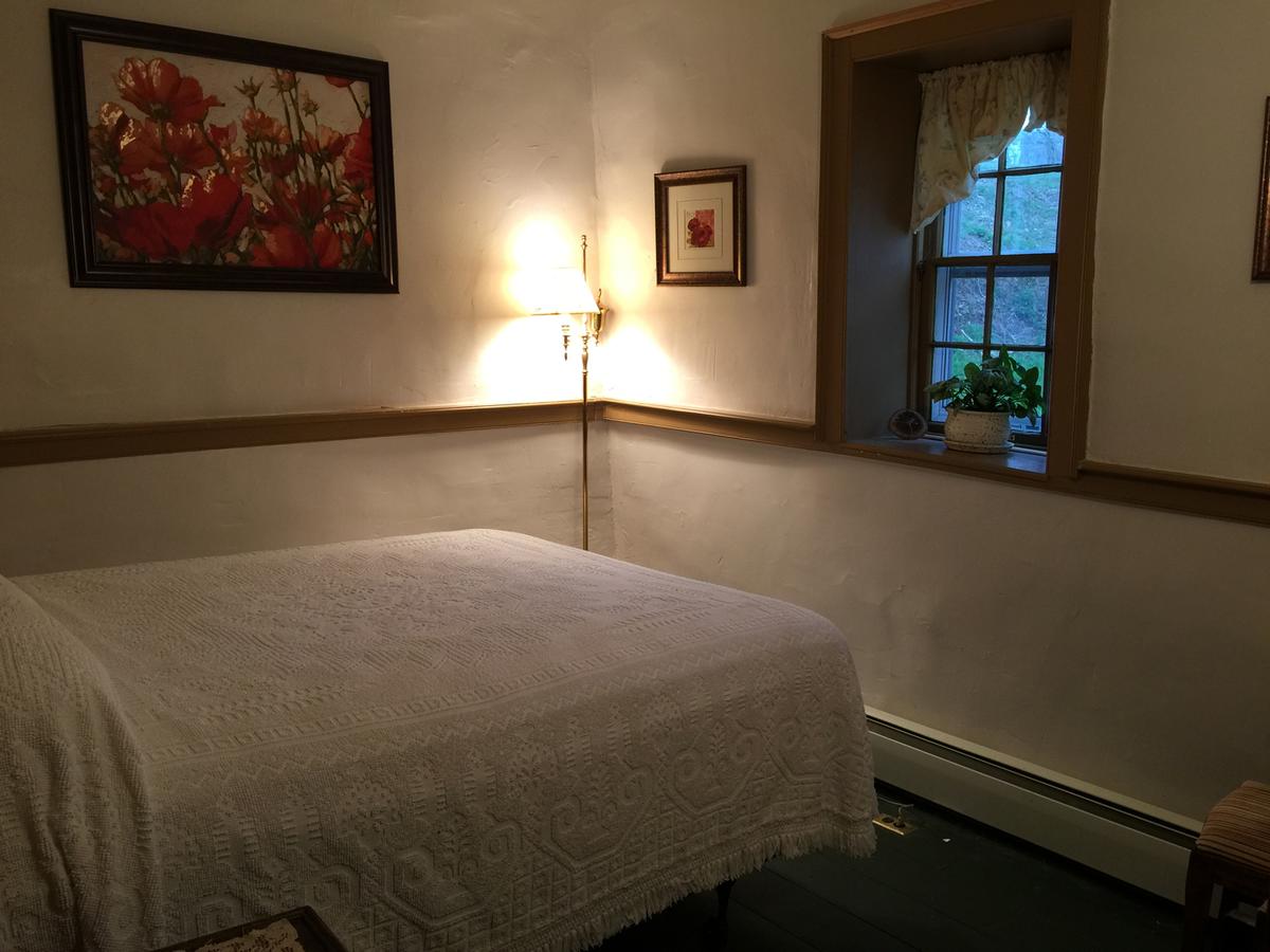 Headley Inn Bed And Breakfast - thumb 7