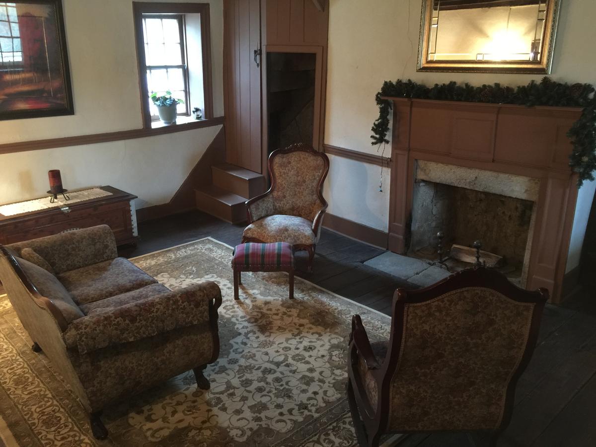 Headley Inn Bed And Breakfast - thumb 0