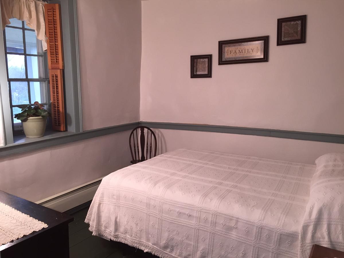 Headley Inn Bed And Breakfast - thumb 6