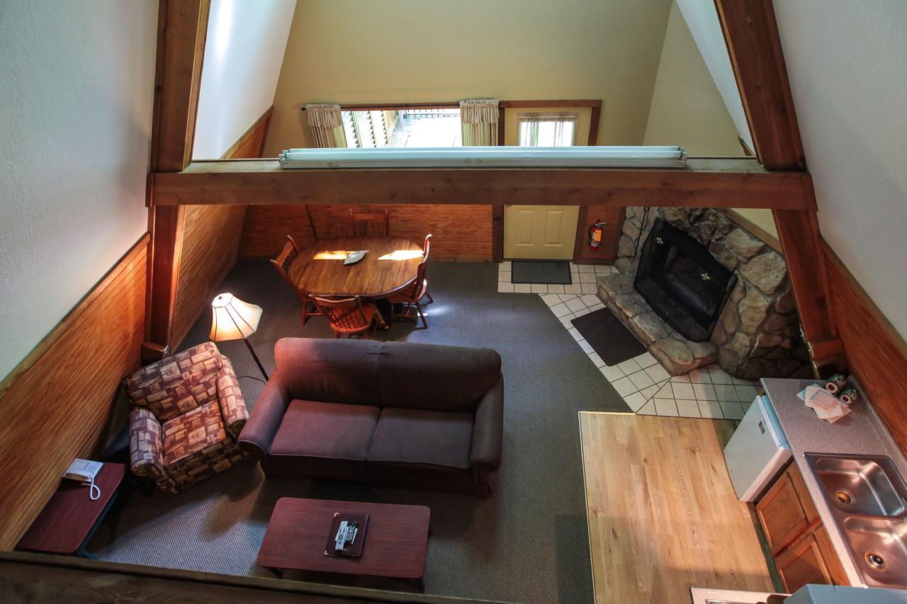 A-Frame #08 - Hocking Hills Home - thumb 2