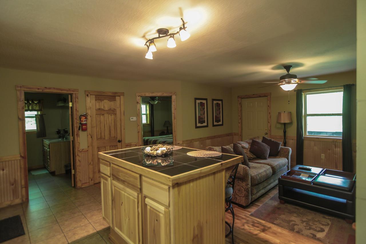 Hideout - Hocking Hills Cabin - thumb 5