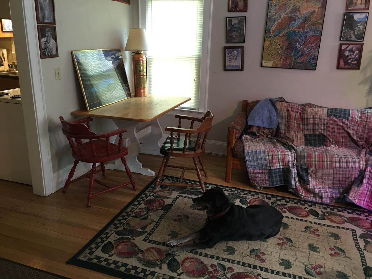 Room In A House On Cumberland Rd Cleveland Heights Ohio - thumb 1