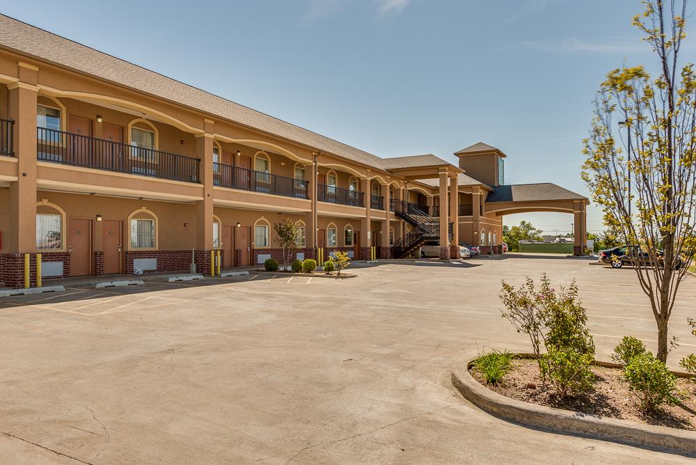 Executive Inn & Suites Cushing - thumb 18
