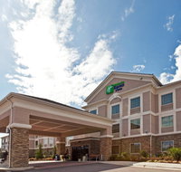 Holiday Inn Express Hotel and Suites Ada - Accommodation Ohio
