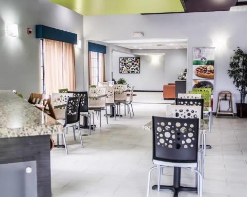 Quality Suites I-44 - thumb 4