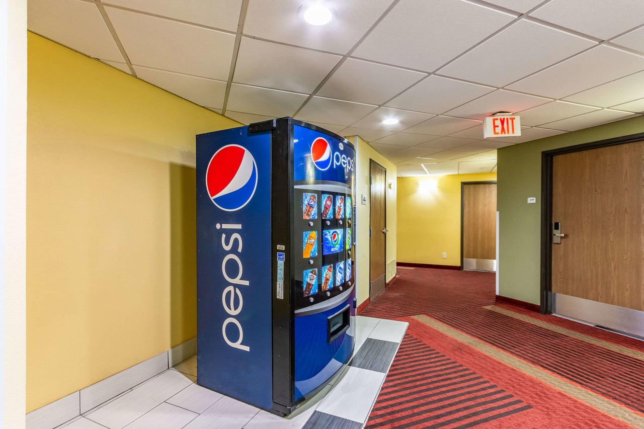 Quality Suites I-44 - thumb 16