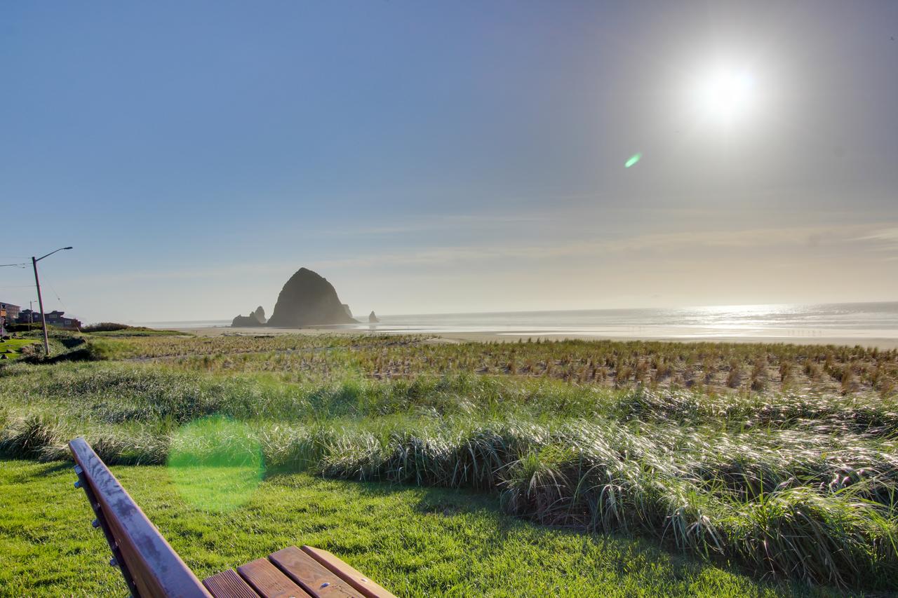 Beaches Inn | Pirates Cove Cabana 8 - thumb 1