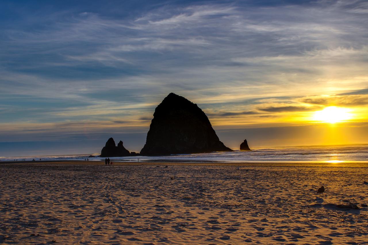 Beaches Inn | Pirates Cove Cabana 8 - thumb 13