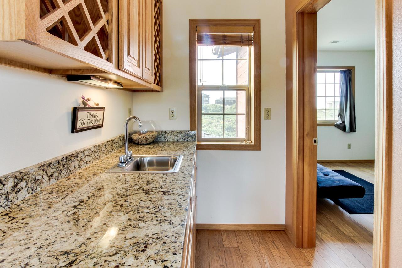 A Beach Loop Getaway - thumb 31