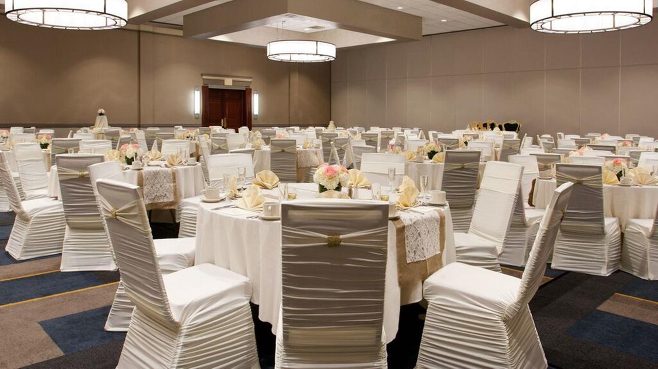 DoubleTree By Hilton Pittsburgh Cranberry - thumb 39