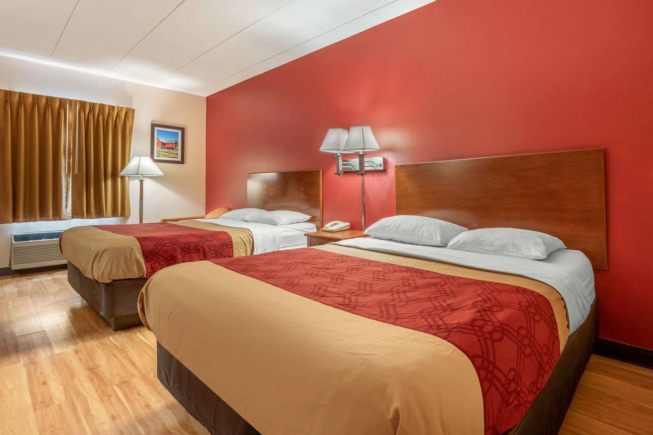 Econo Lodge Amish Country - thumb 15